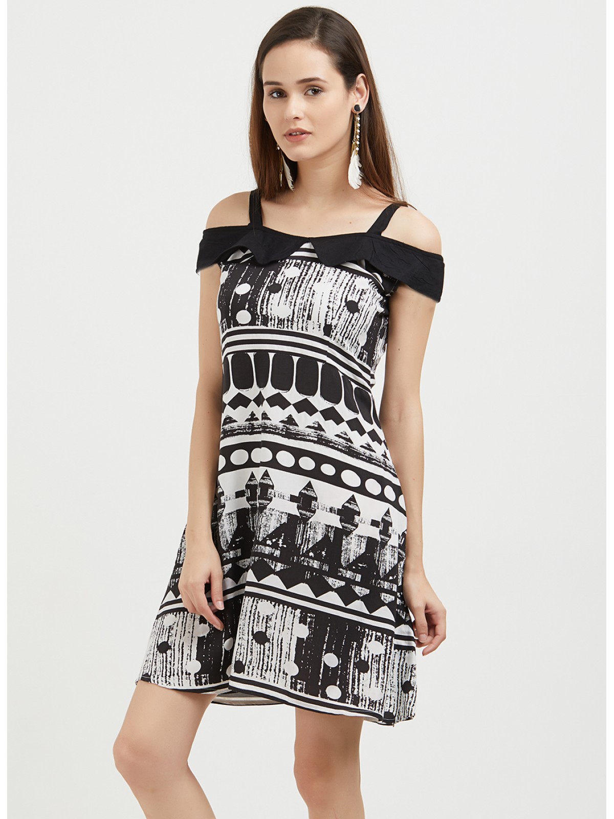 Back & White Abstract Print Cold Shoulder Strap A Line Midi Dress