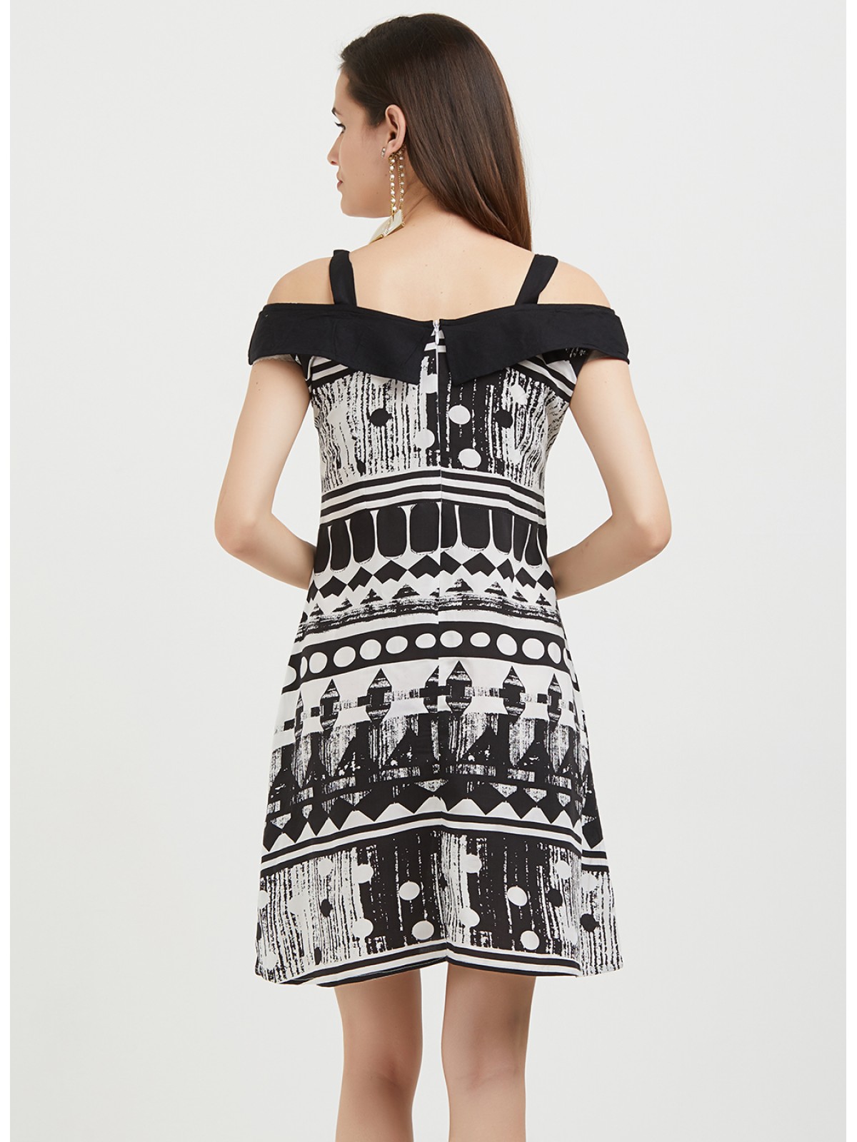 Back & White Abstract Print Cold Shoulder Strap A Line Midi Dress