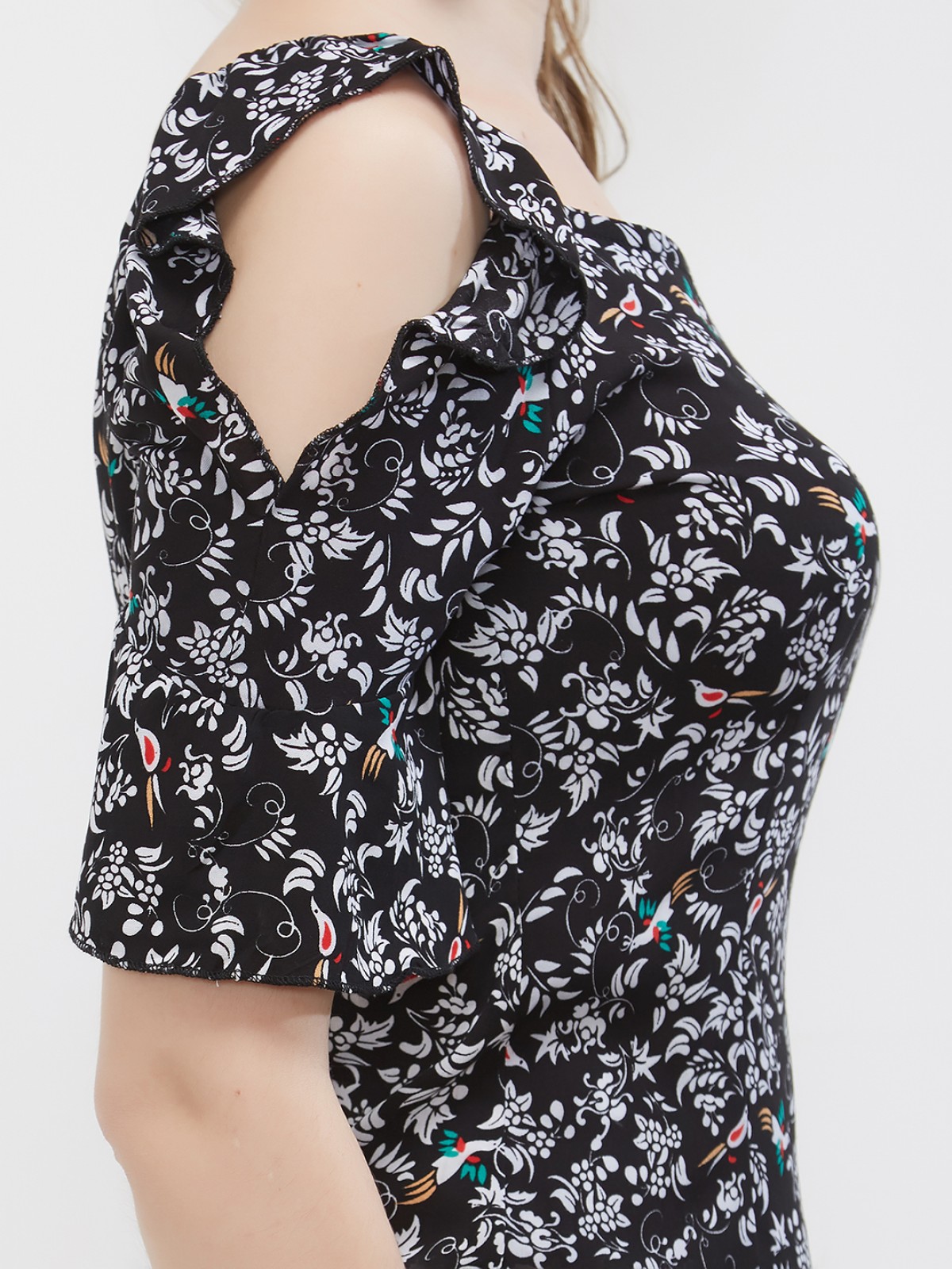 Black Floral Printed Cold Shoulder Half Bell Sleeve Top